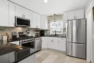 620 Roosevelt Ave, Springfield, MA 01118 - Photo 6