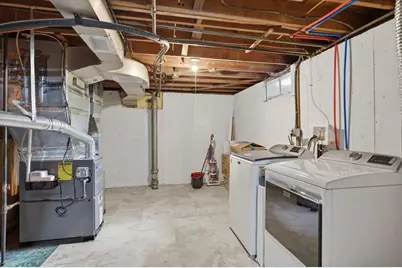 620 Roosevelt Ave, Springfield, MA 01118 - Photo 28