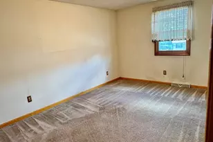 90 Augustus St, Fall River, MA 02721 - Photo 10