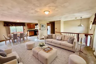 90 Augustus St, Fall River, MA 02721 - Photo 6