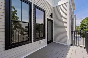 105 Sea St, Quincy, MA 02169 - Photo 18