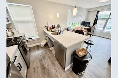 882 Mass Ave #2E, Arlington, MA 02476 - Photo 4