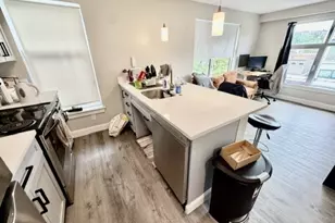 882 Mass Ave, Arlington, MA 02476 - Photo 4