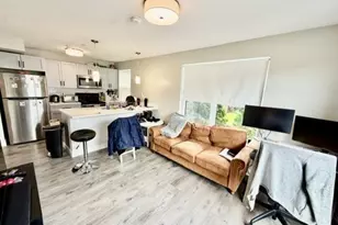 882 Mass Ave, Arlington, MA 02476 - Photo 2