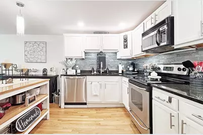 44 Lafayette Ave #503, Chelsea, MA 02150 - Photo 2