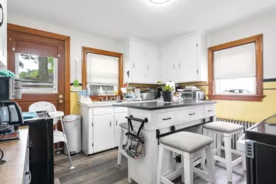 21  25 27 Pike Street, West Warwick, RI 02893 - Photo 30