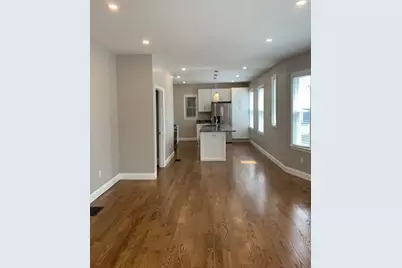 5 1/2 Edward St #2, Medford, MA 02155 - Photo 4