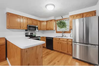 30 Golden Hills Road, Saugus, MA 01906 - Photo 12