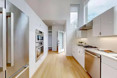 213 Third Street, Cambridge, MA 02141 - Photo 8