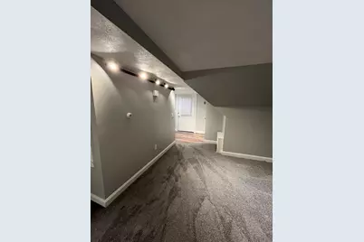 142 Elm St #5, Amesbury, MA 01913 - Photo 6