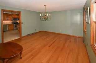 140 Pineridge Dr, Westfield, MA 01085 - Photo 10