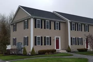 53 Gatsby Dr, Raynham, MA 02767 - Photo 4