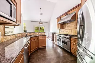 4 Hart Pond Dr, North Smithfield, RI 02896 - Photo 10