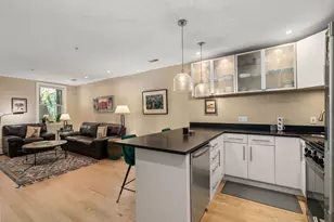 290 Columbus Ave, Boston, MA 02116 - Photo 10