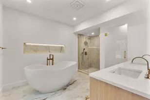 18 Naples Rd, Brookline, MA 02446 - Photo 16