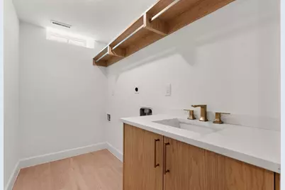 18 Naples Rd, Brookline, MA 02446 - Photo 34