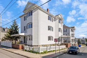 306 Mott St, Fall River, MA 02721 - Photo 4