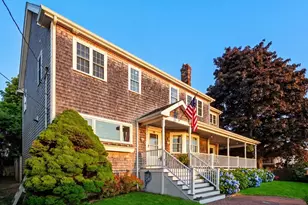 27 Dorchester St, Quincy, MA 02171 - Photo 2