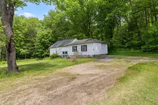 139 Morris St, Southbridge, MA 01550 - Photo 34