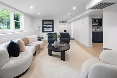 10 Meredith Circle, Needham, MA 02492 - Photo 26