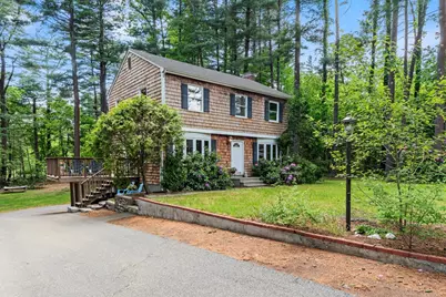 7 Sharon Ave, Norfolk, MA 02056 - Photo 2