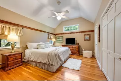 38 Berkeley St, Reading, MA 01867 - Photo 36