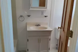 143 Chestnut St, Marlborough, MA 01752 - Photo 6