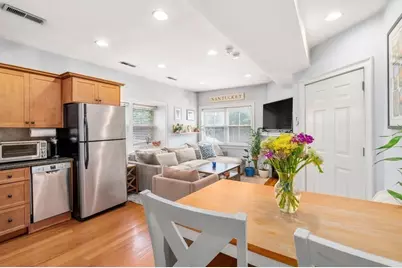 394 E Eighth #1, Boston, MA 02127 - Photo 4