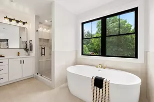 4 Fitzpatrick Ln, Billerica, MA 01862 - Photo 22
