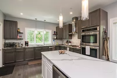 270 Barton Ave, Belchertown, MA 01007 - Photo 10