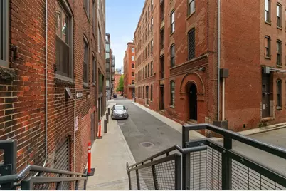 346 Congress Street #506, Boston, MA 02210 - Photo 18