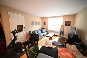 140 Beaconsfield Rd, Brookline, MA 02445 - Photo 2