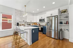54 Bloomfield St, Boston, MA 02124 - Photo 6