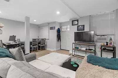 314 W 4th #1, Boston, MA 02127 - Photo 4