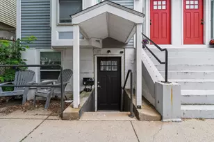 314 W 4th, Boston, MA 02127 - Photo 1