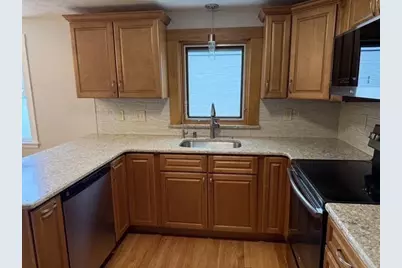 7 Puritan Road, Danvers, MA 01923 - Photo 4