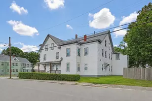 35 Oak St, Lowell, MA 01852 - Photo 2