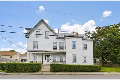 35 Oak St, Lowell, MA 01852 - Photo 1