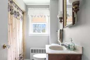 557 Main St, West Newbury, MA 01985 - Photo 18