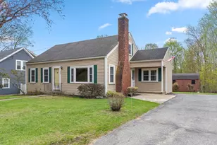 557 Main St, West Newbury, MA 01985 - Photo 2