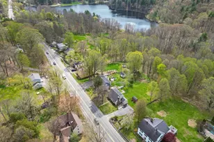 557 Main St, West Newbury, MA 01985 - Photo 4