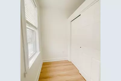 470 East Seventh St #4, Boston, MA 02127 - Photo 8