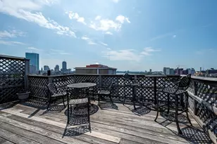 106 Myrtle St, Boston, MA 02114 - Photo 2