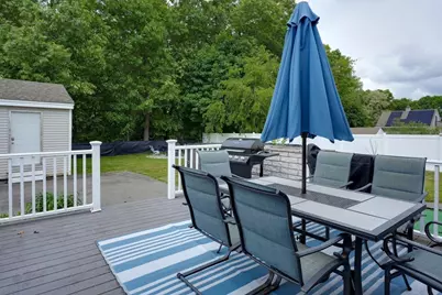 55 Rumford St, Lowell, MA 01852 - Photo 22