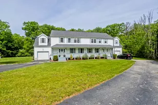 28 Sullivan Blvd, Oxford, MA 01540 - Photo 2