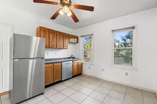 15 Parsons St, Quincy, MA 02169 - Photo 2