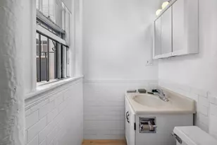 250 Commonwealth Ave, Boston, MA 02116 - Photo 12