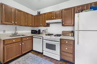 250 Commonwealth Ave #20, Boston, MA 02116 - Photo 4