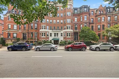 250 Commonwealth Ave #20, Boston, MA 02116 - Photo 1