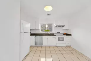 5 Spinney St, Boston, MA 02132 - Photo 8